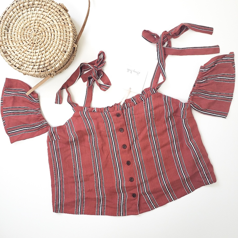 ⬇️ Mauve Striped Cold Shoulder Short Sleeve Top - Picture 4 of 5